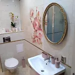 Apartamencik Przy Fontannie アパート *